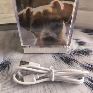 White Photo Display with USB Cable